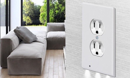 Outlet Wall Plate With LED Night Lights - No Batteries or Wires (2 Pack)