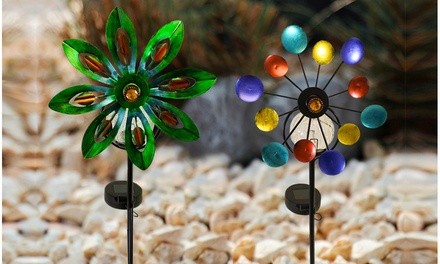 Solar Spinning Pinwheel Garden Light