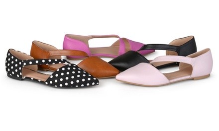 Journee Collection Women's Pointed-Toe Cross-Strap Flats