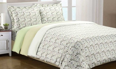 Superior 1800 Series Spring Circles Duvet Cover Set (2- or 3-Piece)