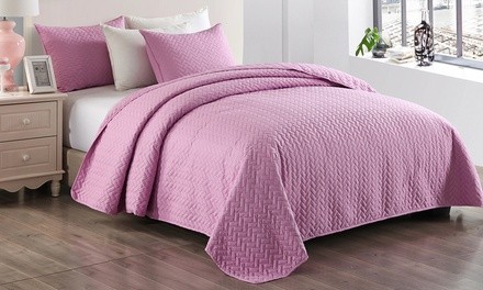 Embossed Quilt Set (3-Piece)