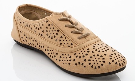 Rasolli Women's Perforated Oxford Shoes (Size 10)