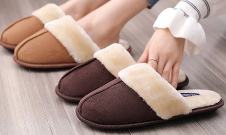 Seranoma Women's Slip-On Clog Slippers with Faux Fur Lining