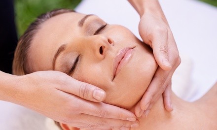 Up to 30% Off on In Spa Facial (Type of facial determined by spa) at Oasis Salon & Spa