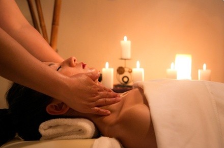 Up to 52% Off on Spa/Salon Beauty Treatments (Services) at Blank Canvas Atelier