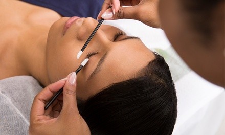 Up to 38% Off on Eyelash Extensions at Theglamspotindy