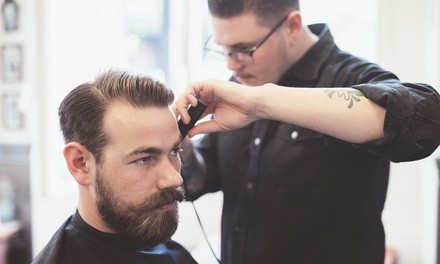 Up to 61% Off on Salon - Haircut - Men / Barber at Barbería El Estilo