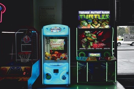 $25 For Family Fun (Includes 1 Large Cheese Pizza, 1 Pitcher Of Soda, 135 Tokens & 450 Prize Tickets) (Reg. $50)