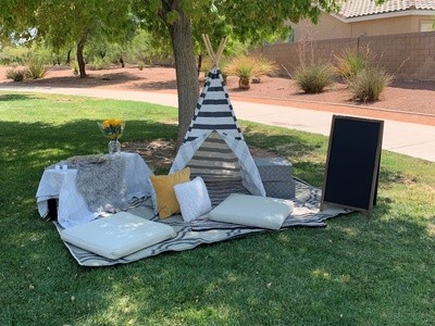 Up to 35% Off on Picnic Style Dining at Dream PicNics