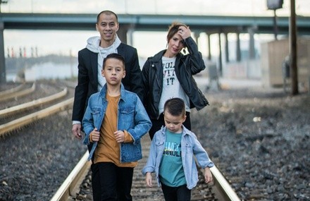 Up to 60% Off on Seasonal Photography at Harbor Media