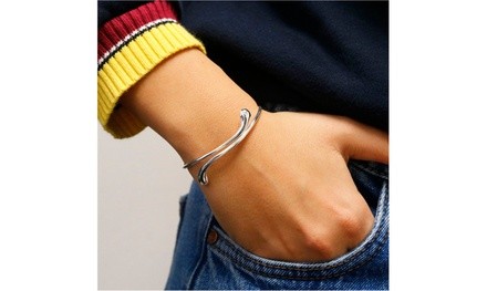 Crossover Teardrop Cuff Bangle