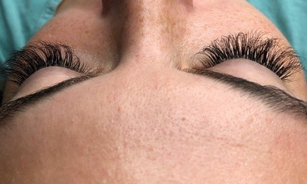 $32 for Full Set of Classic Eyelash Extensions at Blessed LadiiBeauty ($50 Value)