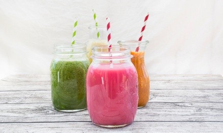 $10.50 for $15 Worth of Juice for Dine-In and Takeout at Juice and Roots