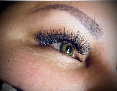 Up to 51% Off on Eyelash Extensions at Lash & Nail Pro By Lucy