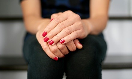 Up to 18% Off on Manicure - Shellac / No-Chip / Gel at Coatroom Nails