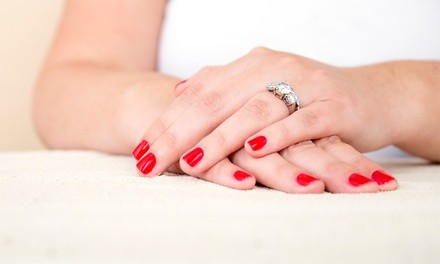 Up to 28% Off on Nail Spa/Salon - Shellac / No-Chip / Gel at Nail Glam