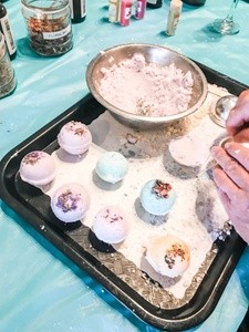 Bath Bombs and Bellinis Class for Four or Eight People at Gather (Up to 56% Off)
