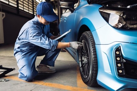 $17.50 For A Synthetic Blend Standard Size Car Oil Change, Filter & Tire Rotation (Reg. $46.95)