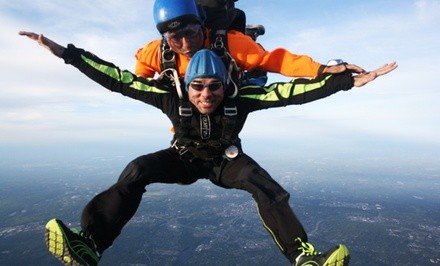 $139.99 for a Tandem Skydive Jump from Skydive Pepperell ($185 Value)  