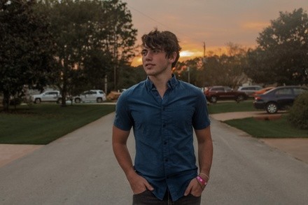 Up to 35% Off on Seasonal Photography at Georgie Peach Photography