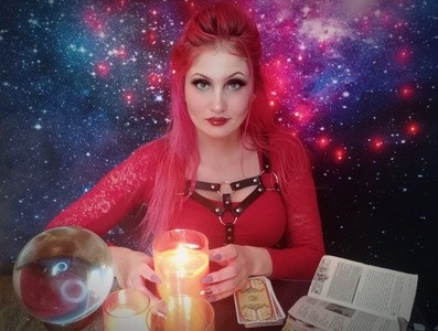 Up to 49% Off on Online Psychic / Astrology / Fortune Telling at Delaluna Answers