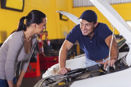 Up to 50% Off on Automotive Oil Change at Elite Auto Repair