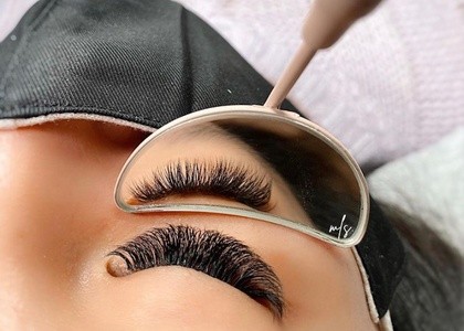 Up to 38% Off on Eyelash Extensions at Malashes