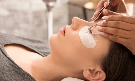 Classic Eyelash-Extension Training Course at YbenzLasHBrow Studio (Up to 35% Off). Two Options Available.