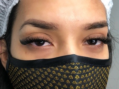 Up to 55% Off on Eyelash Extensions at Siempre Bellas