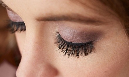 Full Set of Mink Eyelash Extensions at Ilashdistrikt (Up to 71% Off)