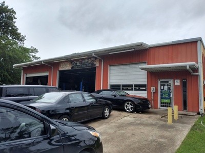 Up to 54% Off on Automotive Oil Change at U Do It Auto Repair