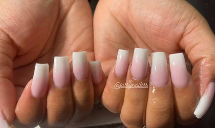 Up to 40% Off on Nail Spa/Salon - Shellac / No-Chip / Gel at Skinn.Goddesss