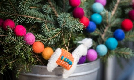 $6.50 for One Single-Day Admission Ticket to Christmas Gift + Hobby Show (November 10–14) ($13 Value)