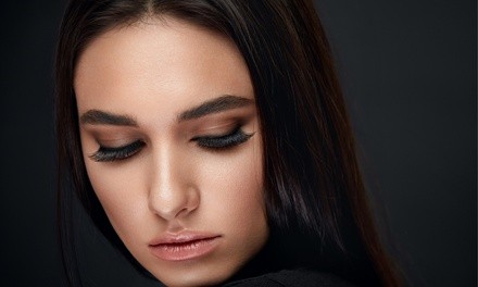 Up to 49% Off on Eyelash Extensions at SheWinkMinks