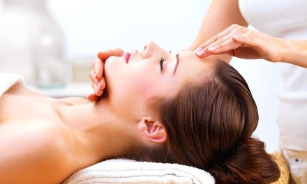 Up to 50% Off on Spa/Salon Beauty Treatments (Services) at Glimmering Day Spa