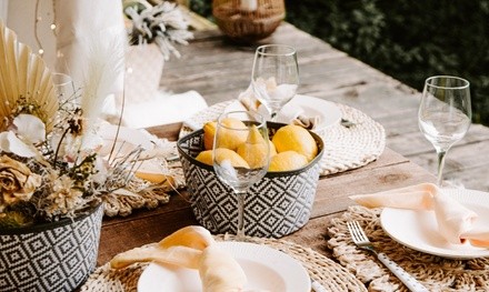 Up to 35% Off on Picnic Style Dining at Picnic n Party