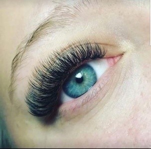 Up to 50% Off on Eyelash Extensions at Liv’s Beauty Lounge