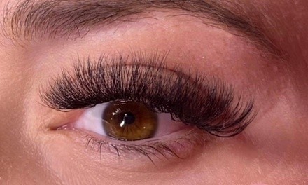 Up to 39% Off on Eyelash Extensions at Emesty