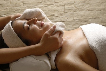 75-Minute Winter Glow Pampering or 75-Minute Holiday Glow Facial Package at The Therapy House (Up to 52% Off)