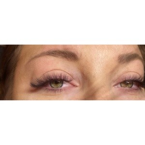 Up to 50% Off on Eyelash Extensions at Doll Eyes Lashes