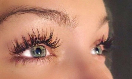 Up to 35% Off on Eyelash Extensions at Mink Bombshell