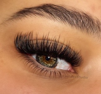 Up to 40% Off on Eyelash Extensions at Lasheez