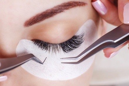 Up to 39% Off on Eyelash Extensions at Michelle Lashes And Skin Care