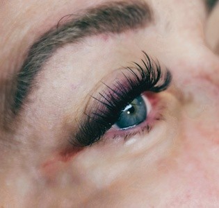 Up to 50% Off on Eyelash Extensions at Flutter lash lounge llc