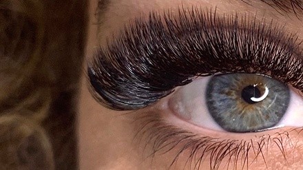 Up to 40% Off on Eyelash Extensions at THELASHBRAND LLC