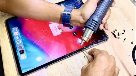 Up to 60% Off on Mobile Phone / Smartphone Repair at Lenwell