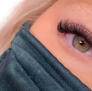 Up to 48% Off on Eyelash Extensions at The Top Lashes & Beauty