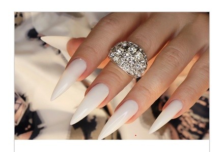 Up to 20% Off on Nail Spa/Salon - Nail Design at LA Beauty Lounge