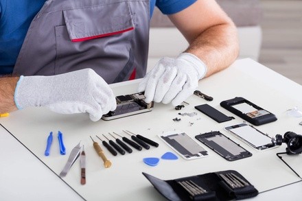 Up to 70% Off on Mobile Phone / Smartphone Repair at GSM Phone Repair - Iphone Cracked Screen Repair Hialeah FL
