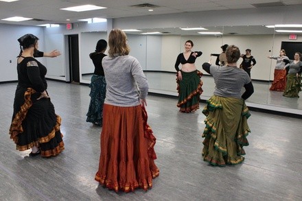 Up to 50% Off on Fitness Dance Classes at Emerald Starling Belly Dance